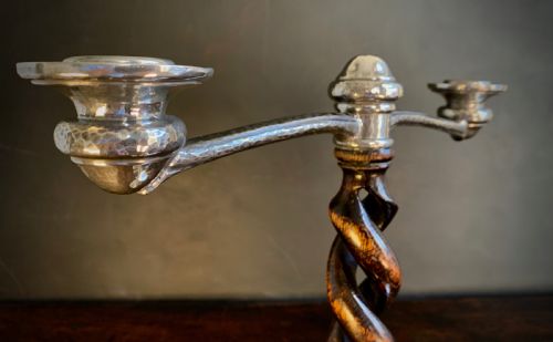 PAIR OF LIBERTY TUDRIC ARTS AND CRAFTS CANDELABRA CIRCA 1910 - ADDITIONAL PHOTO 10