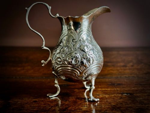 GEORGE II STIRLING SILVER THREE FOOTED CREAM JUG BY GEORGE CAMPAR OF LONDON 1755 - ADDITIONAL PHOTO 2