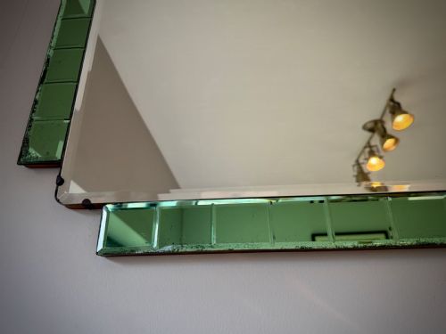 ART DECO BEVELED MIRROR WITH EMERALD GREEN GLASS PANELS CIRCA 1920 - ADDITIONAL PHOTO 6