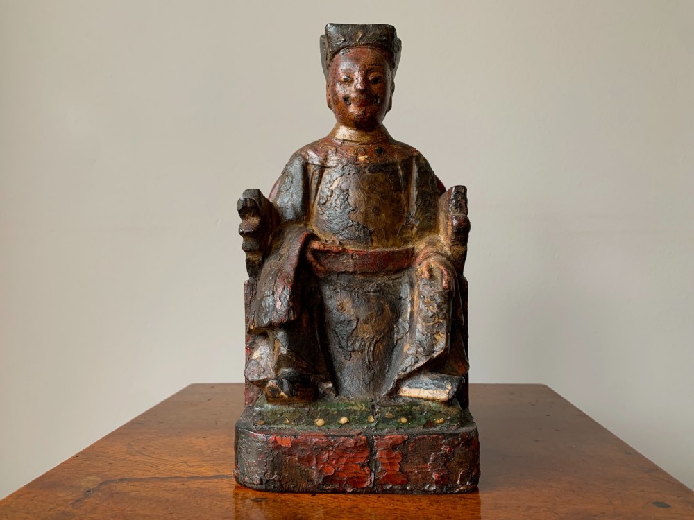CHINESE TEMPLE FIGURE - LATE MING DYNASTY, 17th Century.