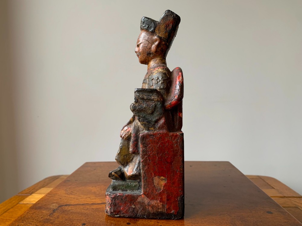 CHINESE TEMPLE FIGURE - LATE MING DYNASTY, 17th Century. View V
