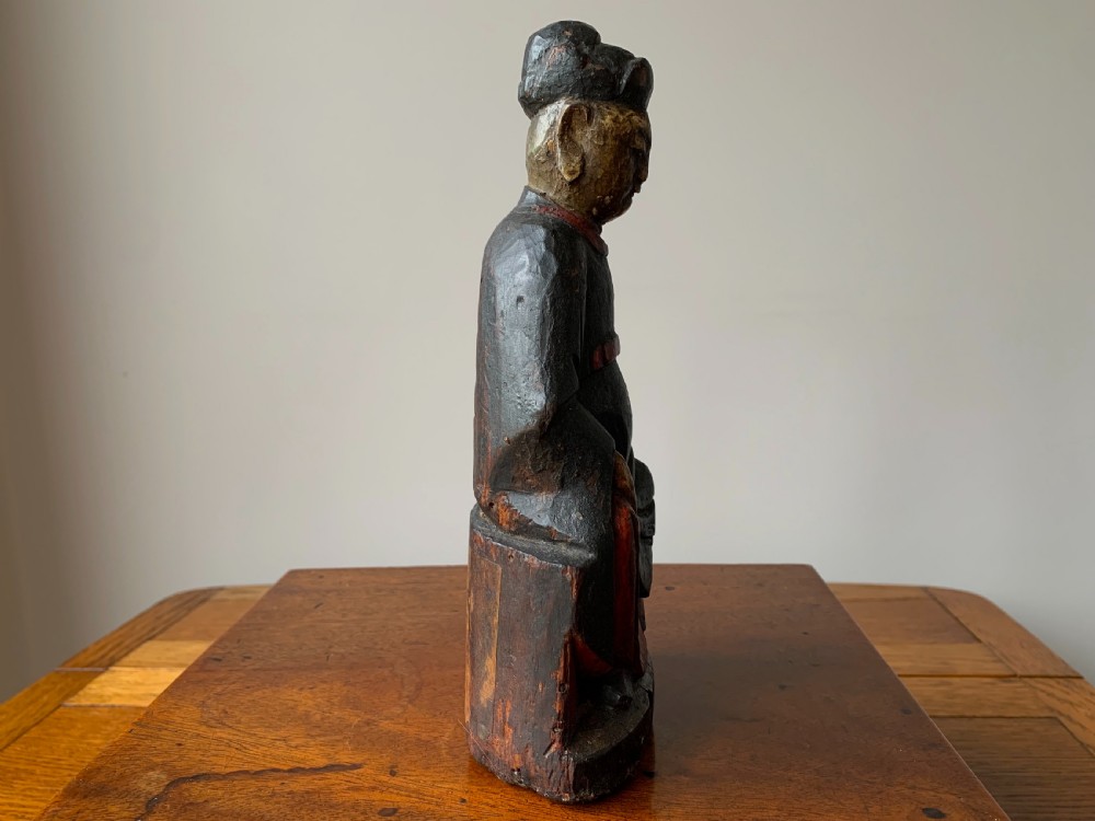 CHINESE TEMPLE FIGURE - EARLY QUING DYNASTY, 18TH CENTURY View III
