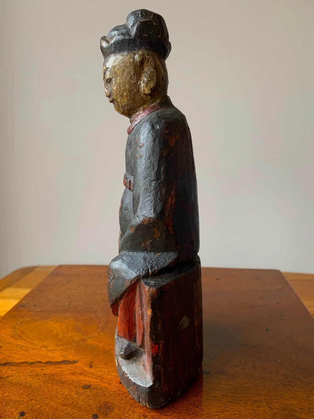 CHINESE TEMPLE FIGURE - EARLY QUING DYNASTY, 18TH CENTURY View IV
