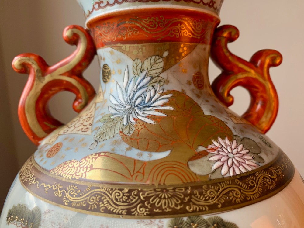 STRIKING JAPANESE KUTANI VASE - MEIJI PERIOD - 19TH/20TH CENTURY View VI