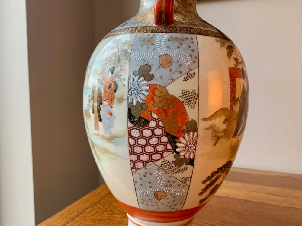 STRIKING JAPANESE KUTANI VASE - MEIJI PERIOD - 19TH/20TH CENTURY View VII