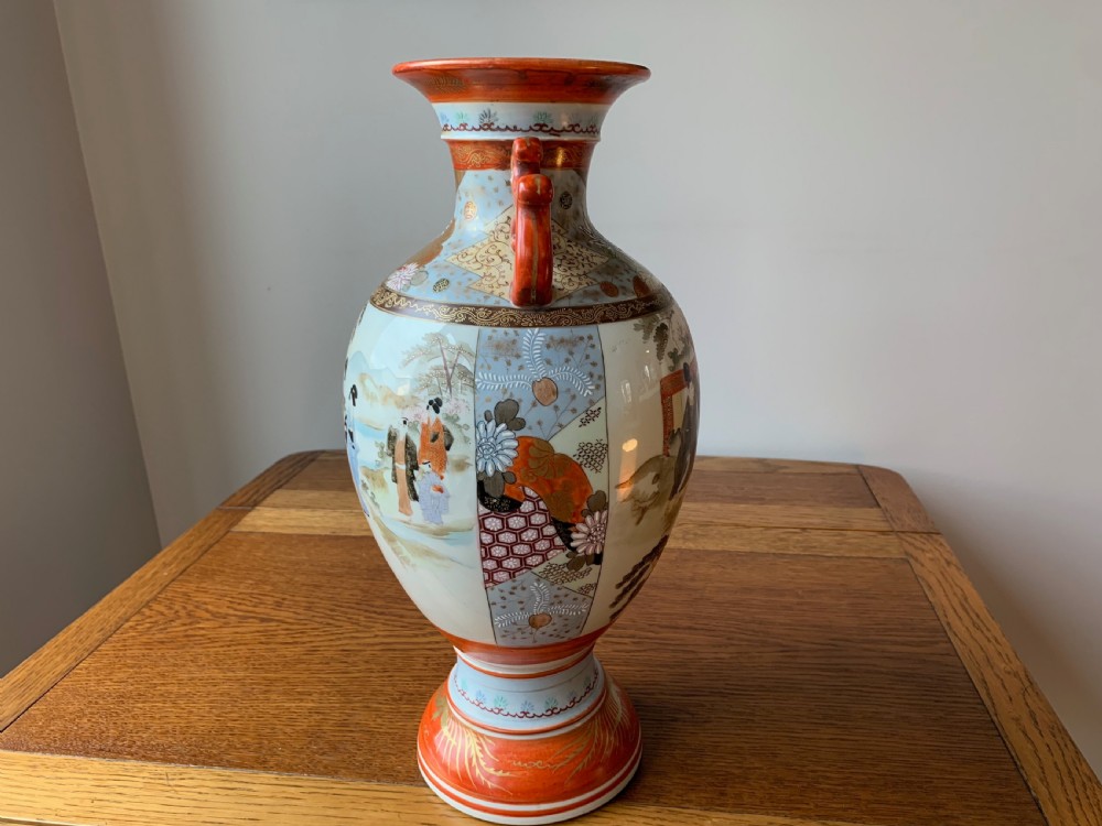 STRIKING JAPANESE KUTANI VASE - MEIJI PERIOD - 19TH/20TH CENTURY View XVI