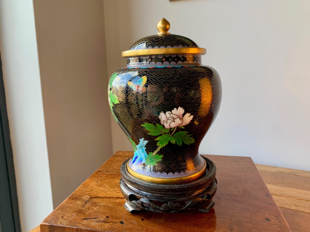 CHINESE CLOISONNE LIDDED VASE ON CARVED WOODEN LACQUERED STAND. View XI