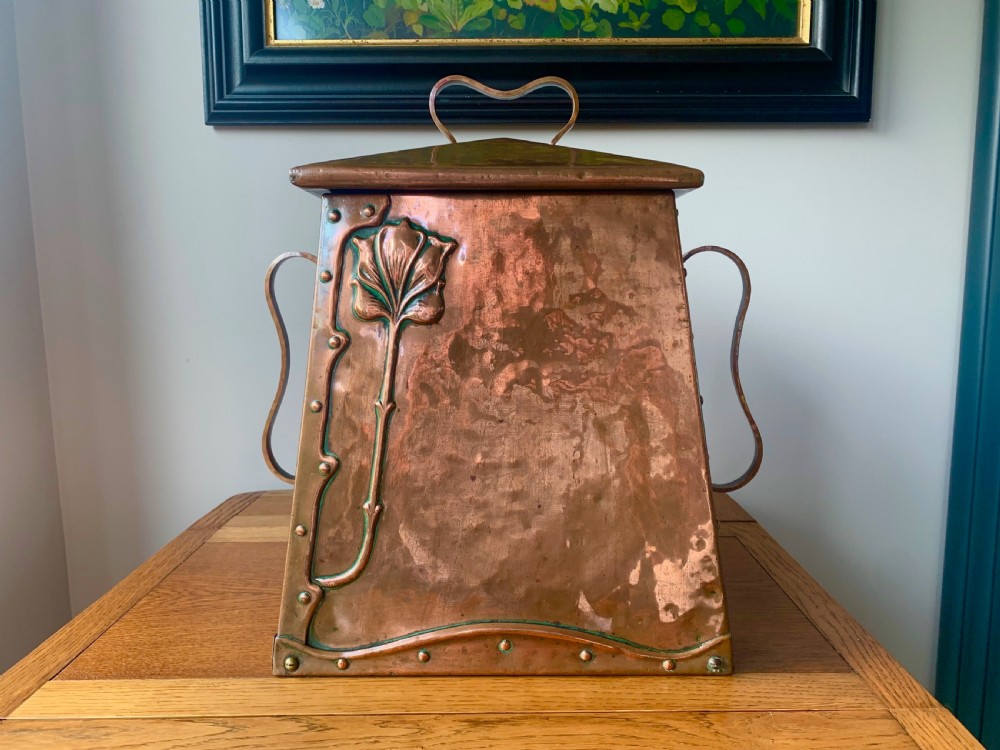 ARTS AND CRAFTS COPPER COAL BOX BY BENHAM AND FROUD View IV