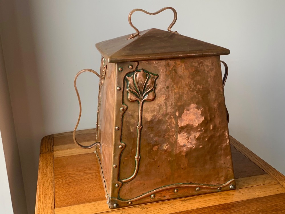 ARTS AND CRAFTS COPPER COAL BOX BY BENHAM AND FROUD View VI