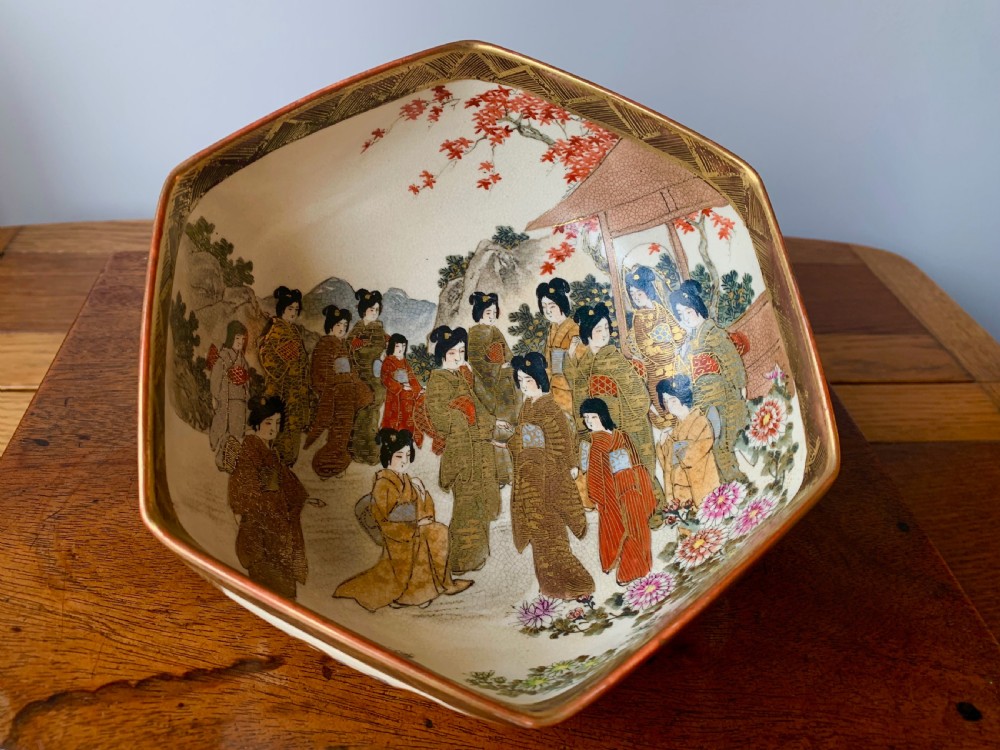 JAPANESE KYO - SATSUMA HEXAGONAL BOWL - MEIJI PERIOD. View VI