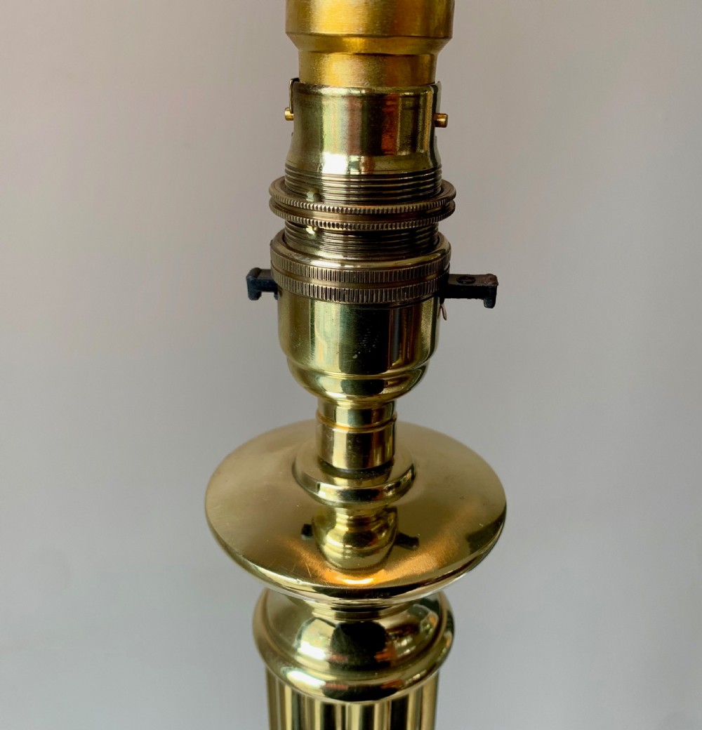 HEAVY BRASS STANDARD LAMP - EARLY 20th CENTURY View VII