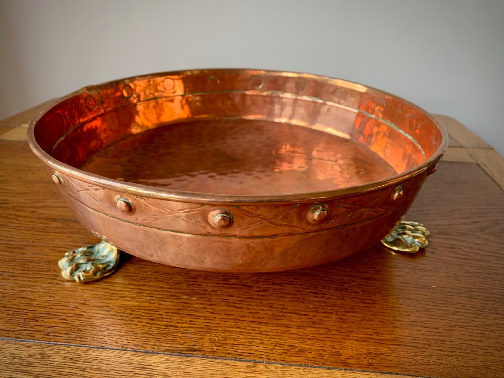 FANTASTIC HEAVY COPPER ANTIQUE JARDINIERE WITH BRASS LIONS FEET View II