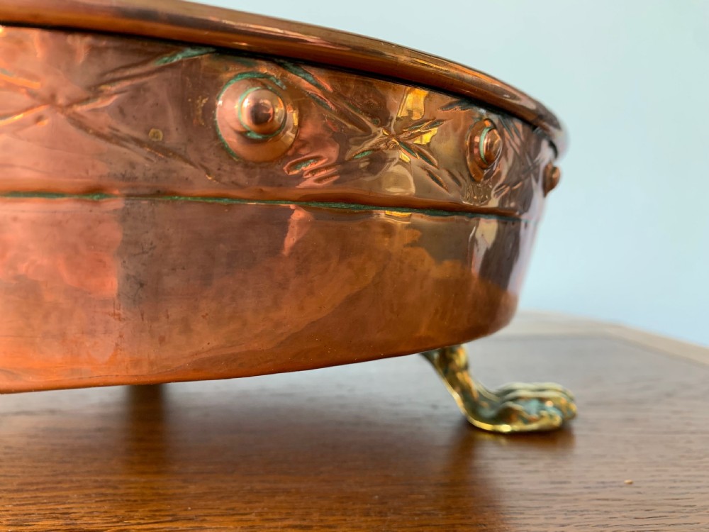 FANTASTIC HEAVY COPPER ANTIQUE JARDINIERE WITH BRASS LIONS FEET View VI
