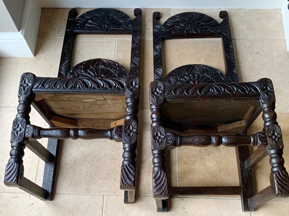 PAIR OF EARLY 17TH CENTURY DERBYSHIRE CHAIRS IN OAK View XVI