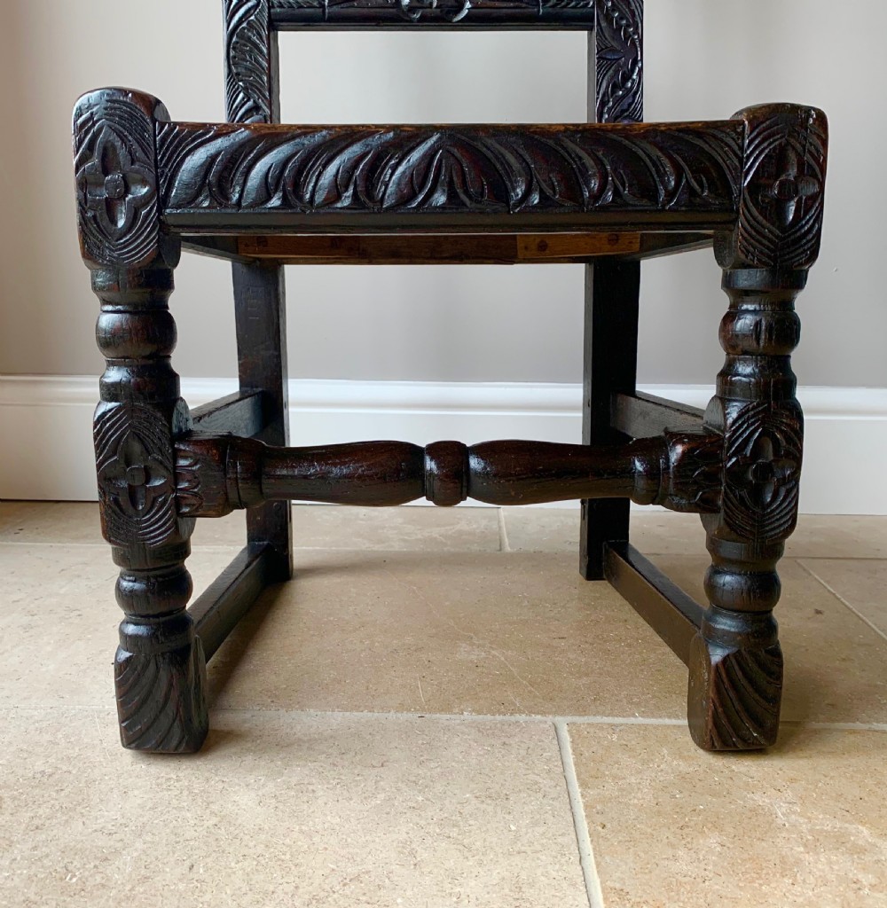 PAIR OF EARLY 17TH CENTURY DERBYSHIRE CHAIRS IN OAK View XIX