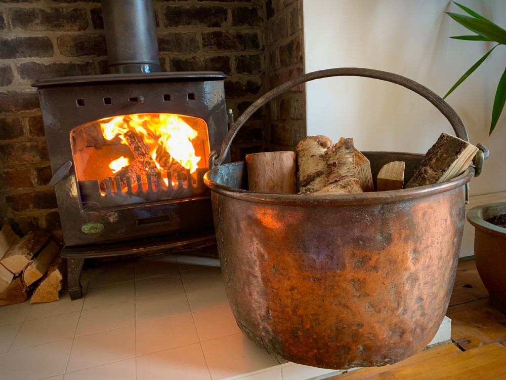 MONUMENTAL GEORGIAN COPPER 'APPLE BUTTER' CAULDRON. View V