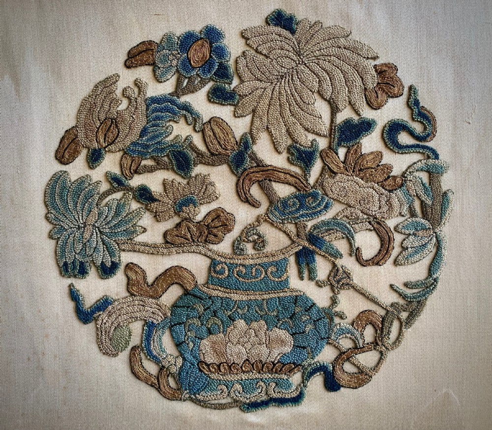 19th CENTURY CHINESE FLORAL EMBROIDERY WITH GOLD THREAD WORK View VI