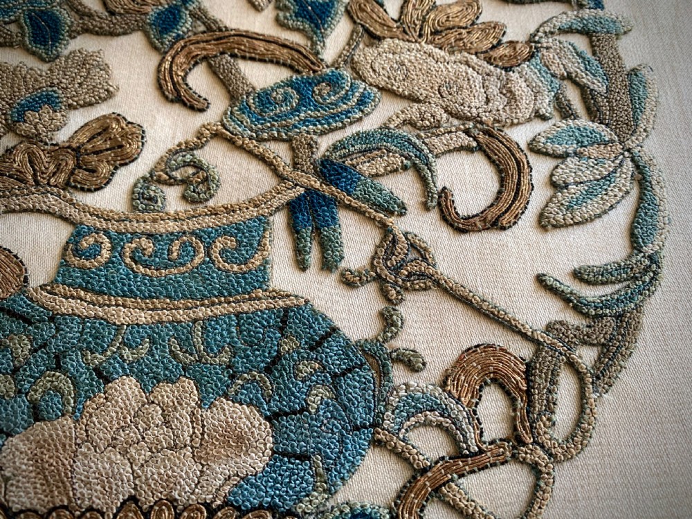19th CENTURY CHINESE FLORAL EMBROIDERY WITH GOLD THREAD WORK View VII