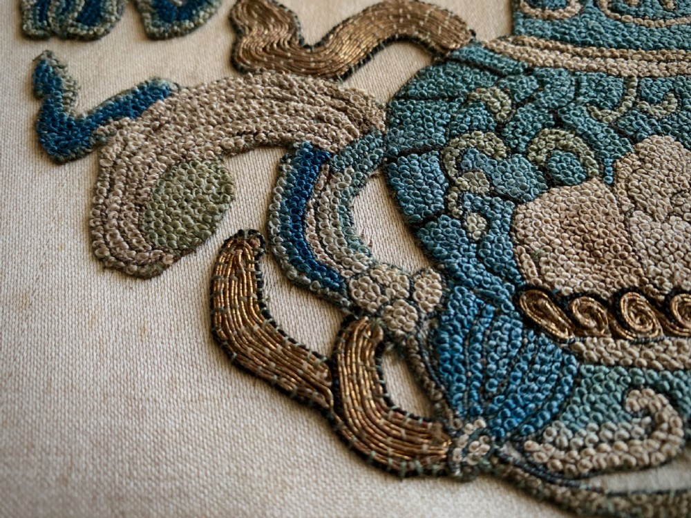 19th CENTURY CHINESE FLORAL EMBROIDERY WITH GOLD THREAD WORK View XII