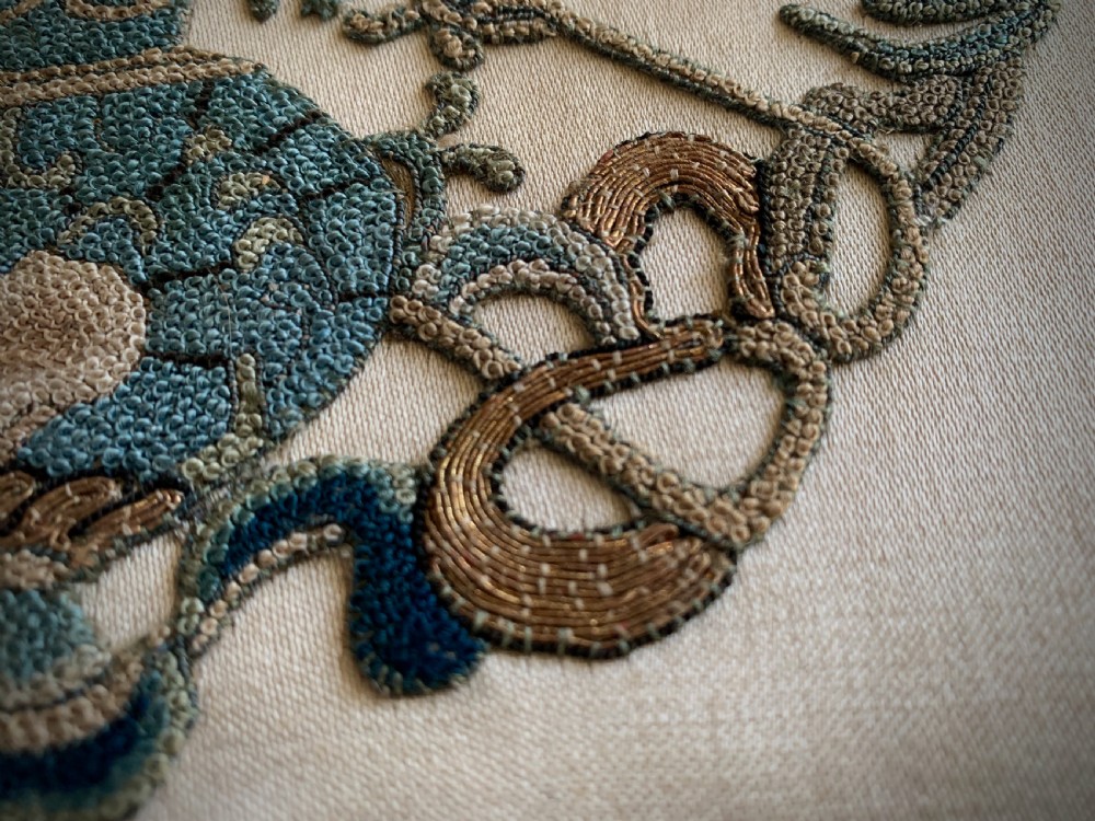 19th CENTURY CHINESE FLORAL EMBROIDERY WITH GOLD THREAD WORK View XIII