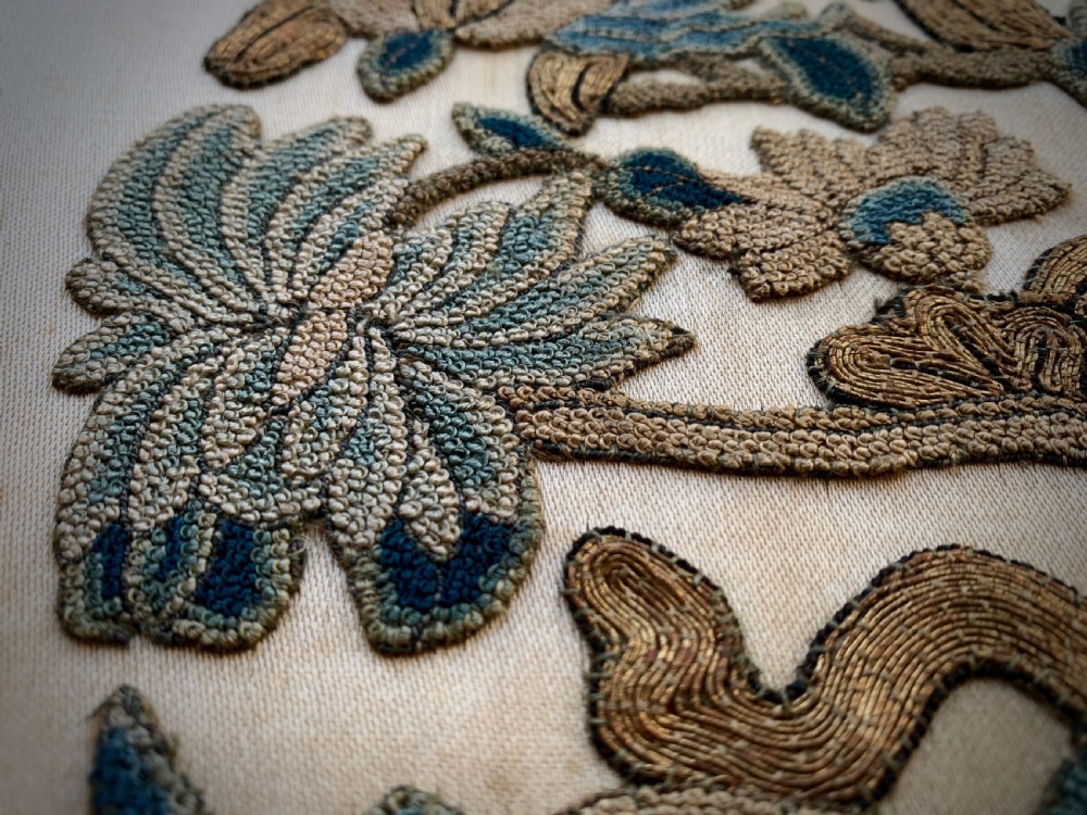 19th CENTURY CHINESE FLORAL EMBROIDERY WITH GOLD THREAD WORK View XIV