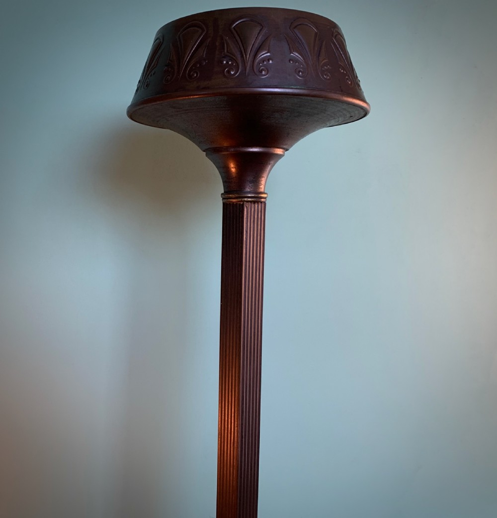 ARTS AND CRAFTS TALL JARDINIERE / PLANT STAND View XI