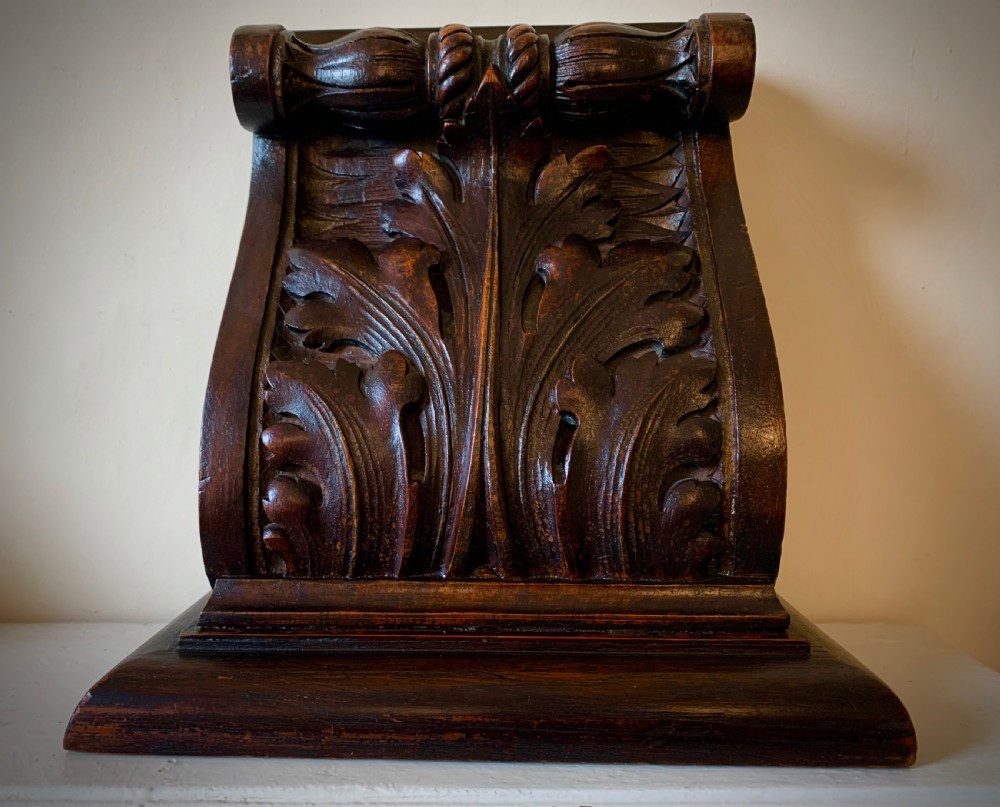 PAIR OF ENGLISH OAK BOOKENDS IN THE CLASSICAL STYLE View IV
