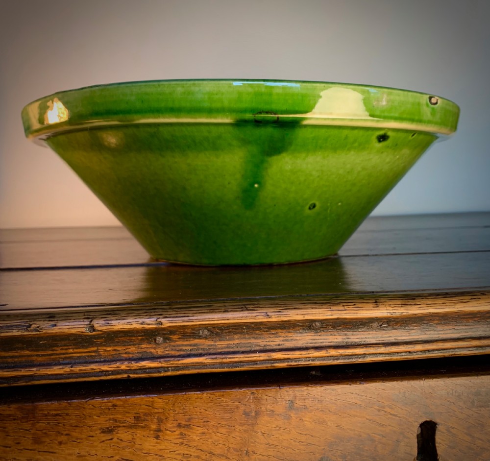 EDWARDIAN GREEN PANCHEON - DAIRY OR DOUGH BOWL.