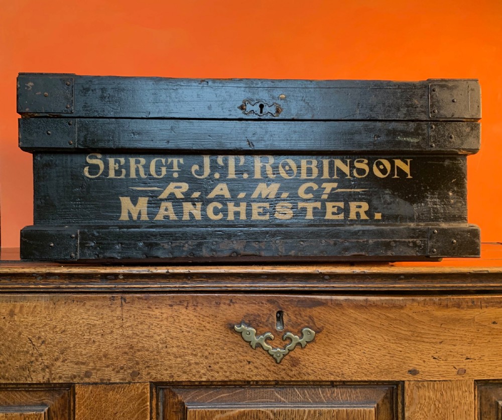 VICTORIAN MILITARY CHEST / TRUNK View III