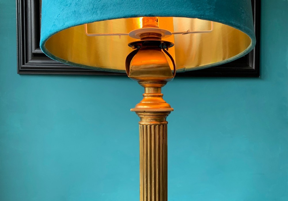 EDWARDIAN BRASS COLUMN TABLE LAMP View VIII