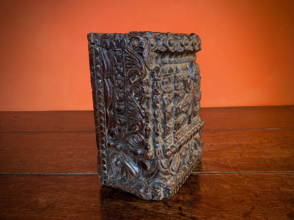 19TH  CENTURY INDIAN CARVED TEAK ARCHITECTURAL CORBEL. View III