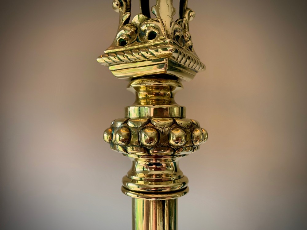 SUPERB VICTORIAN BRASS EXTENDING FLOOR LAMP BY THOMAS MESSENGER. View VIII