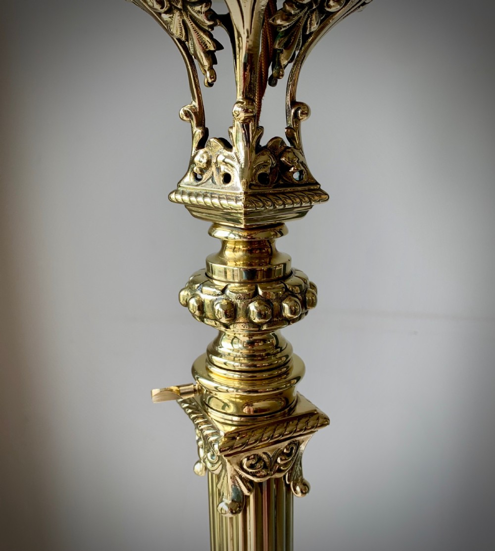SUPERB VICTORIAN BRASS EXTENDING FLOOR LAMP BY THOMAS MESSENGER. View XII