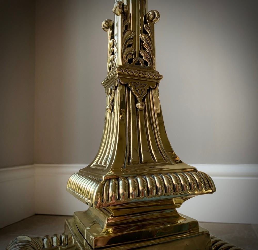 SUPERB VICTORIAN BRASS EXTENDING FLOOR LAMP BY THOMAS MESSENGER. View XIV