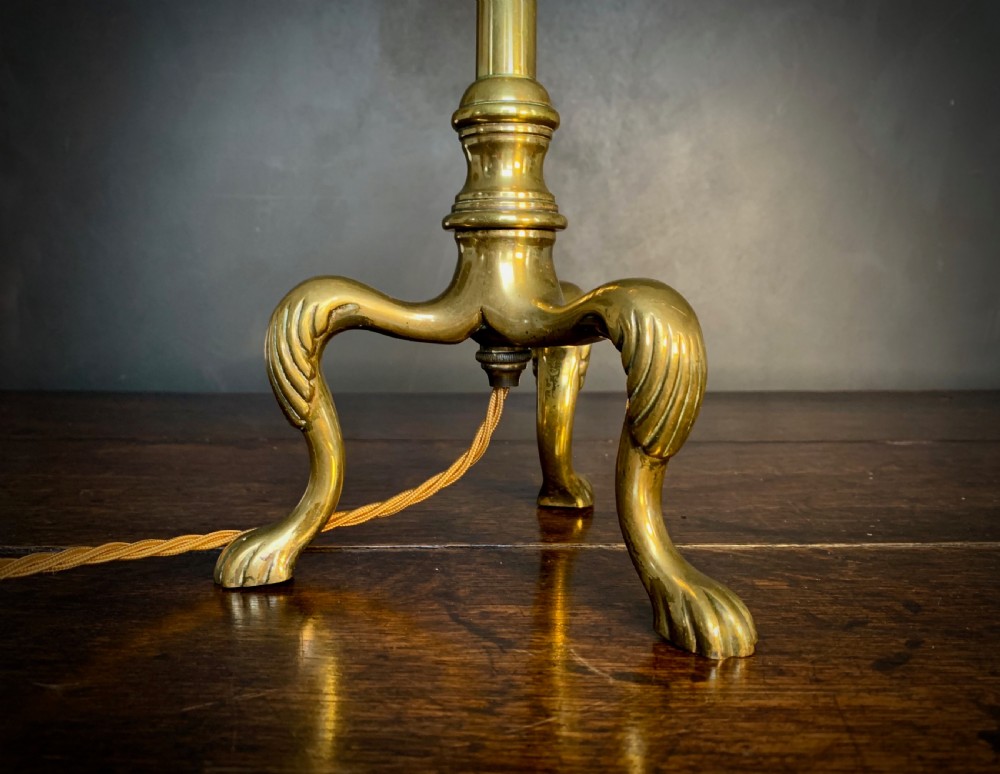 VICTORIAN EXTENDING BRASS LIBRARY TABLE LAMP View V