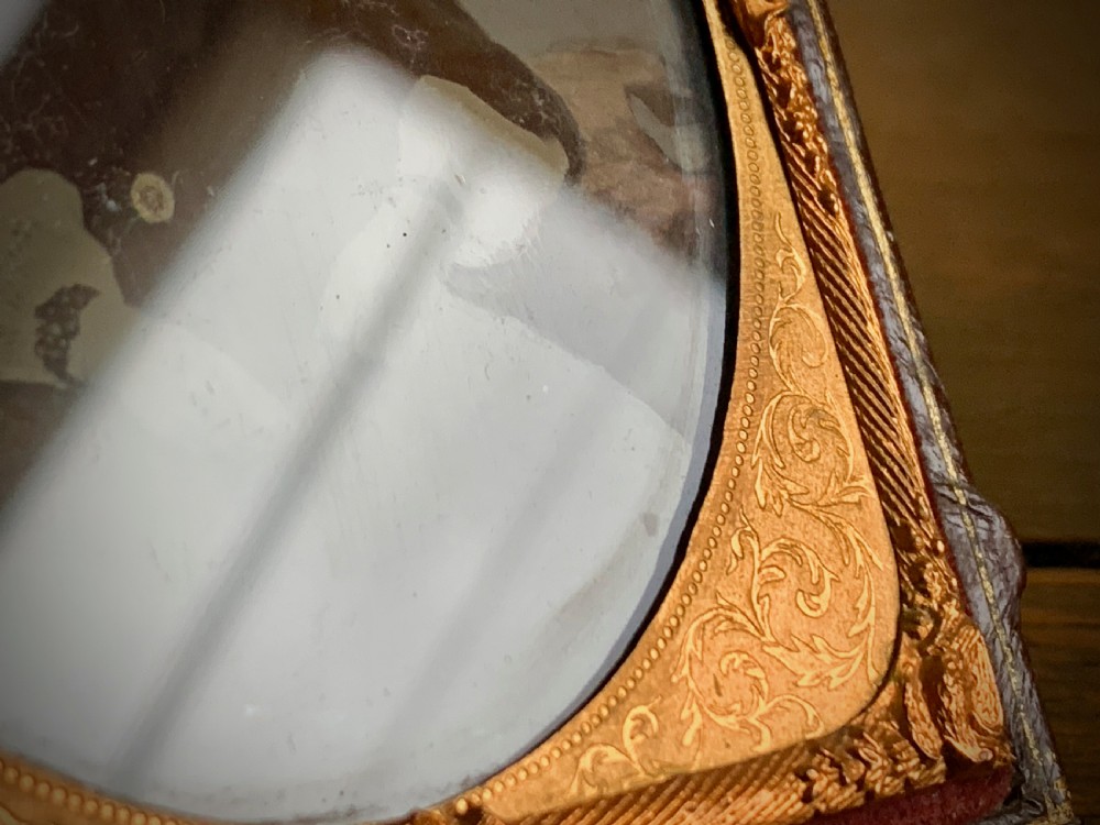 LEATHER CASED PICTURE FRAME  WITH AMBROTYPE PHOTOGRAPH - 19TH CENTURY. View VIII
