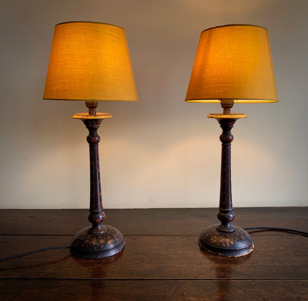 PAIR OF KASHMIRI POLYCHROME TABLE LAMPS - EARLY 20TH CENTURY