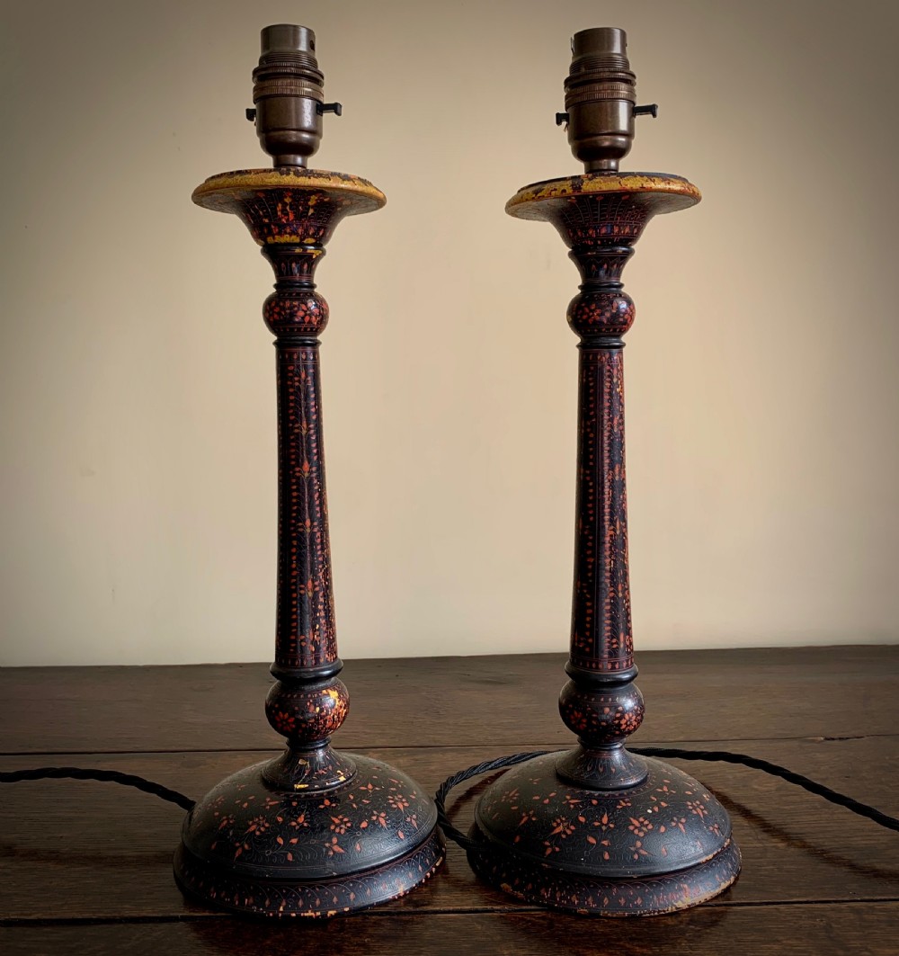PAIR OF KASHMIRI POLYCHROME TABLE LAMPS - EARLY 20TH CENTURY View III