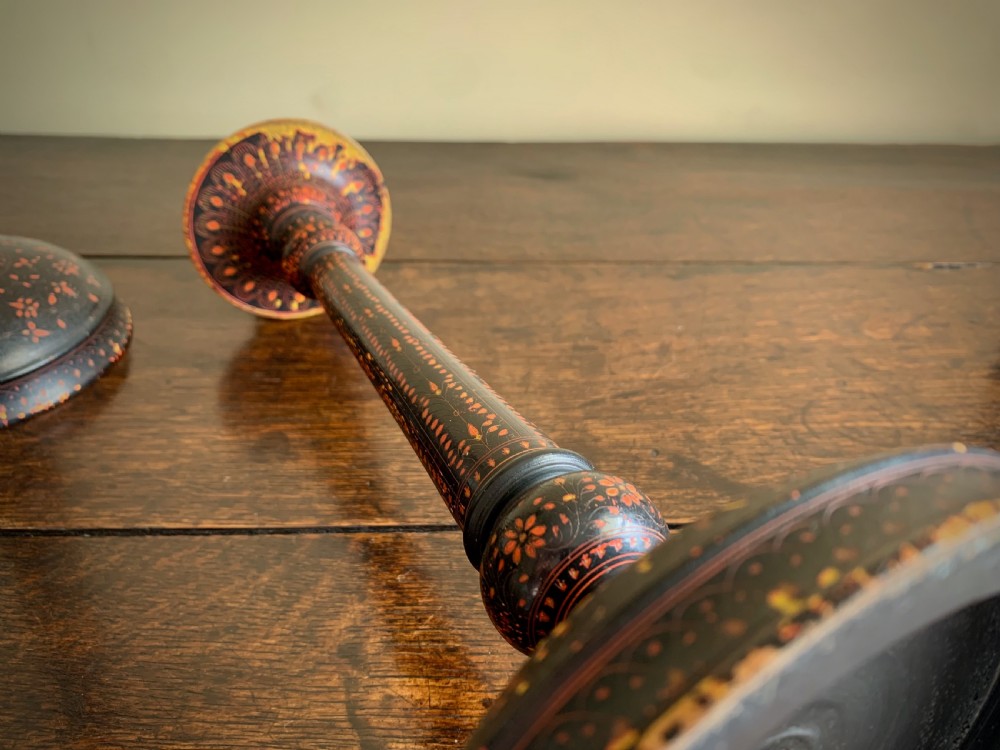 PAIR OF KASHMIRI POLYCHROME TABLE LAMPS - EARLY 20TH CENTURY View IV