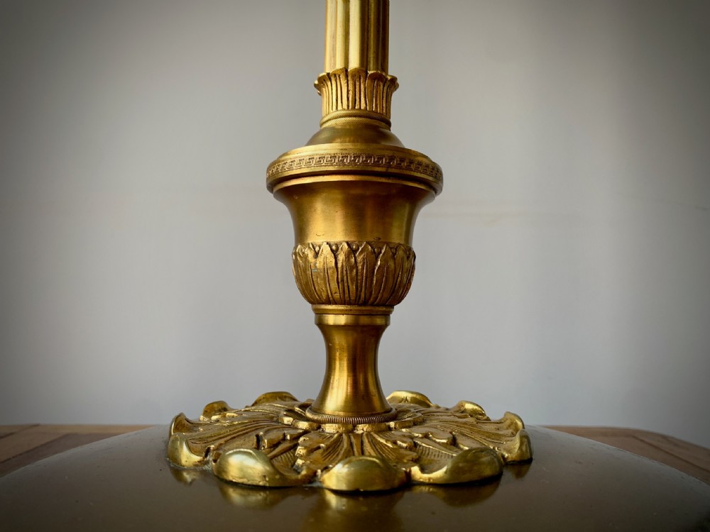 BRASS FLOOR LAMP WITH THREE BRANCH ARMS. View XI