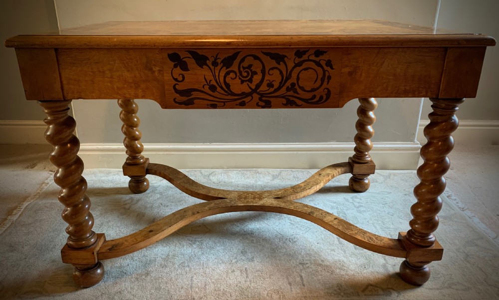 19TH CENTURY DUTCH MARQUETRY HALL TABLE View VII