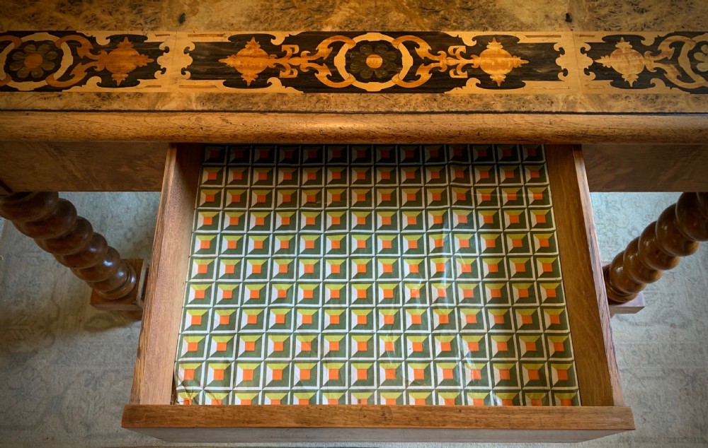 19TH CENTURY DUTCH MARQUETRY HALL TABLE View XII