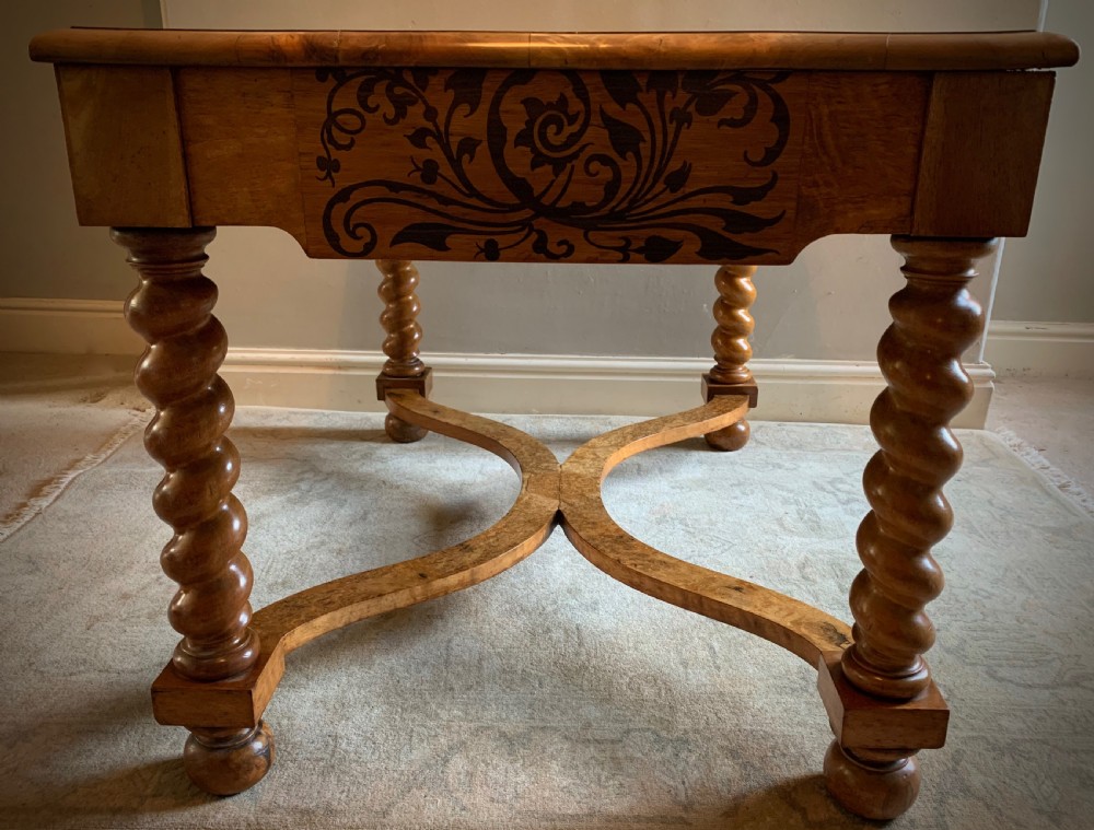 19TH CENTURY DUTCH MARQUETRY HALL TABLE View XXIV
