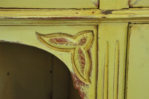 ANTIQUE PAINTED MAHOGANY AND PINE DRESSER BASE - ADDITIONAL PHOTO 7