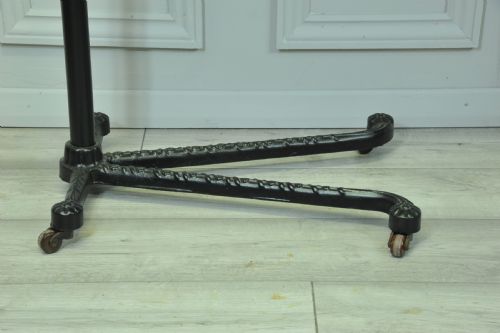 A GOOD ANTIQUE VINTAGE CAST IRON AND MAHOGANY ADJUSTABLE BED OR SIDETABLE - ADDITIONAL PHOTO 3