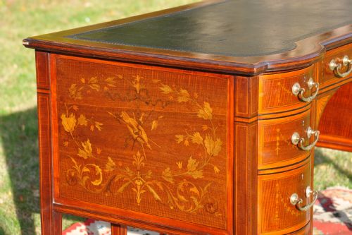 MAPLE CO ANTIQUE SEVEN DRAWER TWIN PEDESTAL LEATHER LINED INLAID WRITING DESK - ADDITIONAL PHOTO 2