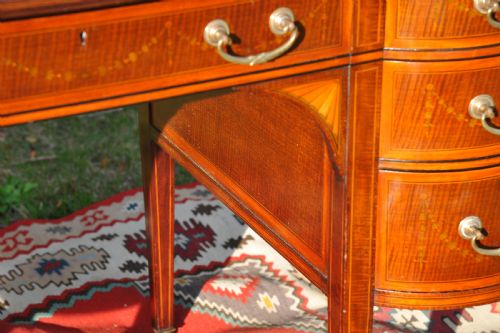 MAPLE CO ANTIQUE SEVEN DRAWER TWIN PEDESTAL LEATHER LINED INLAID WRITING DESK - ADDITIONAL PHOTO 7