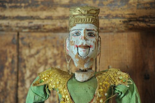 AN ANTIQUE MIDDLE EASTERN PUPPET - ADDITIONAL PHOTO 14