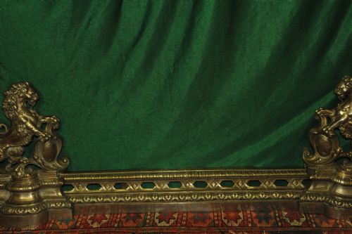 AN ANTIQUE FRENCH LOUIS XV STYLE FIREPLACE FENDER - ADDITIONAL PHOTO 4