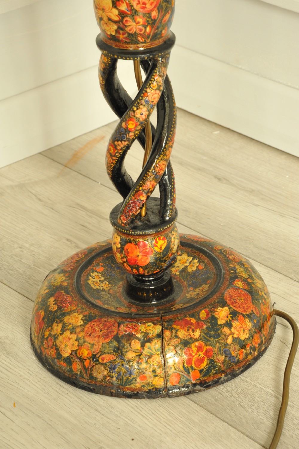 Astonishingly rare antique Kashmiri Floor Standing open twist lamp  View XIV